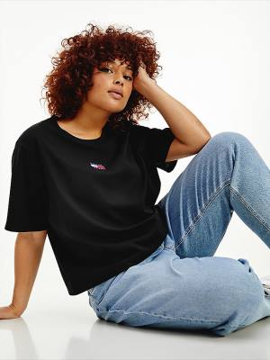 Black Tommy Hilfiger Curve Tommy Badge Crew Neck Women's T Shirts | TH945ZLQ