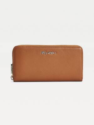 Gold Tommy Hilfiger Essential Large Leather Women's Wallets | TH168AIH