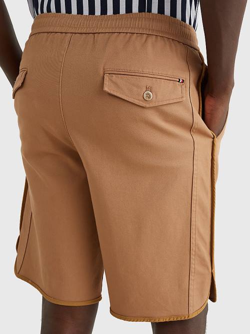 Brown Tommy Hilfiger Murray Wide Fit Twill Men's Shorts | TH572SFB