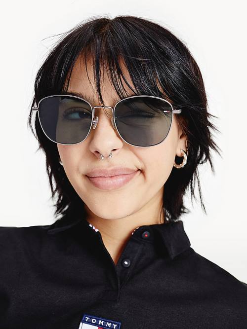 Green Tommy Hilfiger Flag Detail Square Women's Sunglasses | TH824CRQ