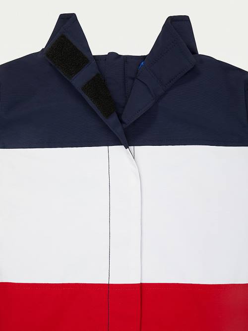 Multi Tommy Hilfiger Adaptive Seated Fit Colour-Blocked Regatta Boys' Jackets | TH324APE