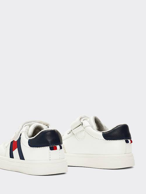 White Tommy Hilfiger Flag Low-Top Boys' Sneakers | TH532KJN