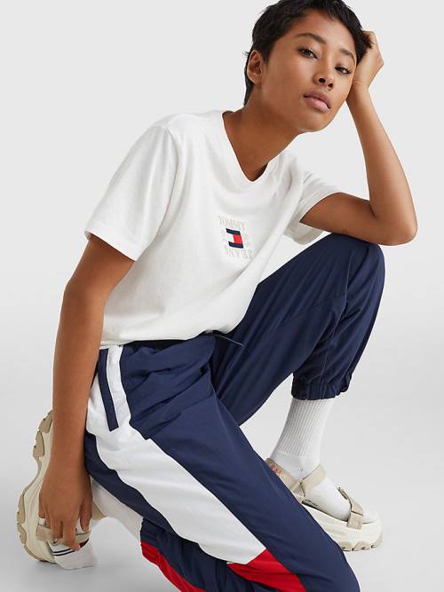 White Tommy Hilfiger Logo Relaxed Fit Women's T Shirts | TH123TAB